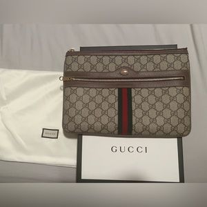 Authentic Gucci pouch medium size